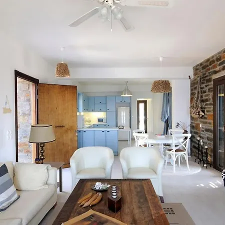 Aperon - 5 Bed, 5 Bath - Kea Rent - Kastellakia Bay *