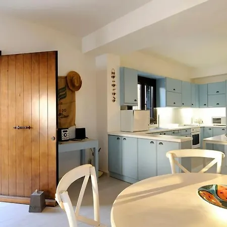 Aperon - 5 Bed, 5 Bath - Kea Rent - Kastellakia Bay *