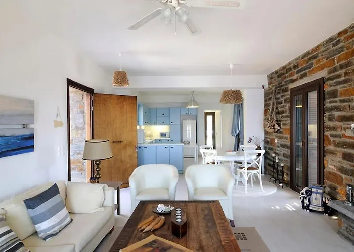 Aperon - 5 Bed, 5 Bath - Kea Rent - Kastellakia Bay *