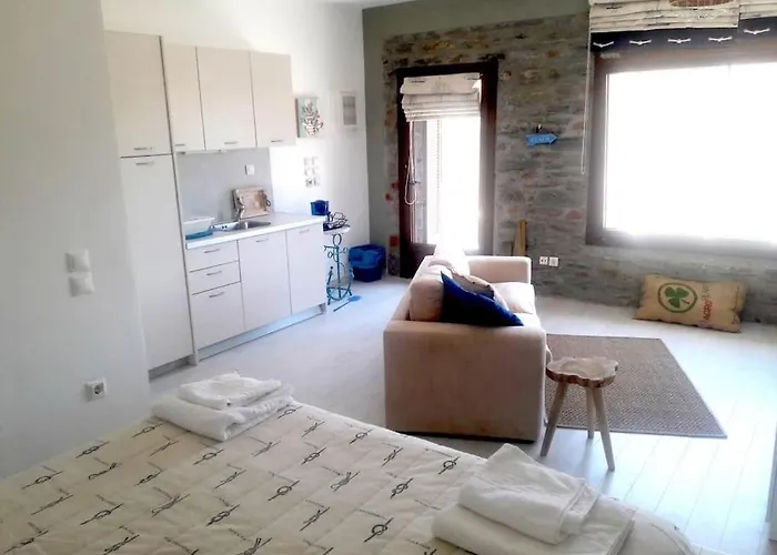 Aperon - 5 Bed, 5 Bath - Kea Rent - Kastellakia Bay *