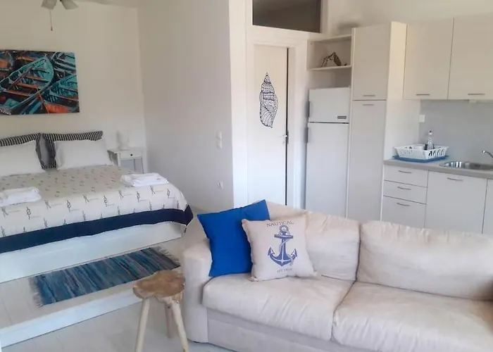 Aperon - 5 Bed, 5 Bath - Kea Rent - Kastellakia Bay