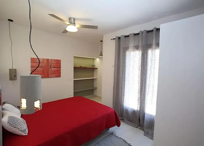 Aperon - 5 Bed, 5 Bath - Kea Rent - Kastellakia Bay Koundouros