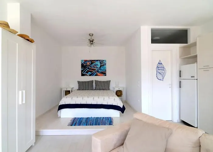 Villa Aperon - 5 Bed, 5 Bath - Kea Rent - Kastellakia Bay