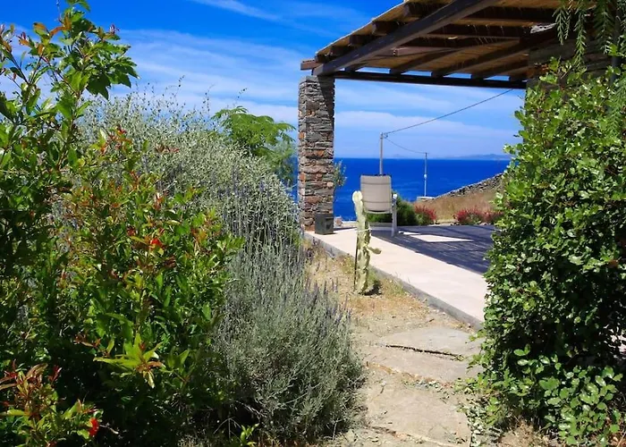 Aperon - 5 Bed, 5 Bath - Kea Rent - Kastellakia Bay