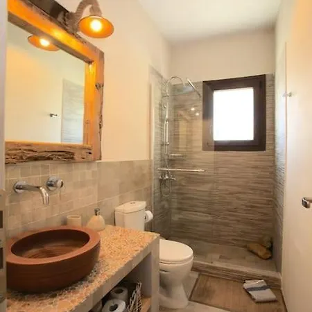 Aperon - 5 Bed, 5 Bath - Kea Rent - Kastellakia Bay *