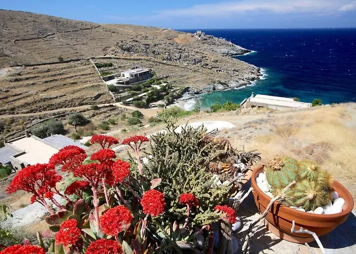 Aperon - 5 Bed, 5 Bath - Kea Rent - Kastellakia Bay וילה